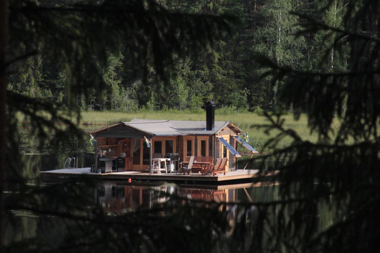 Rustika Strandstugor Utanfoer Raettvik エクステリア 写真