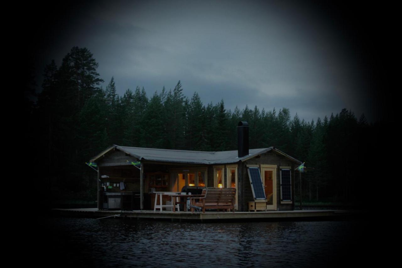 Rustika Strandstugor Utanfoer Raettvik エクステリア 写真