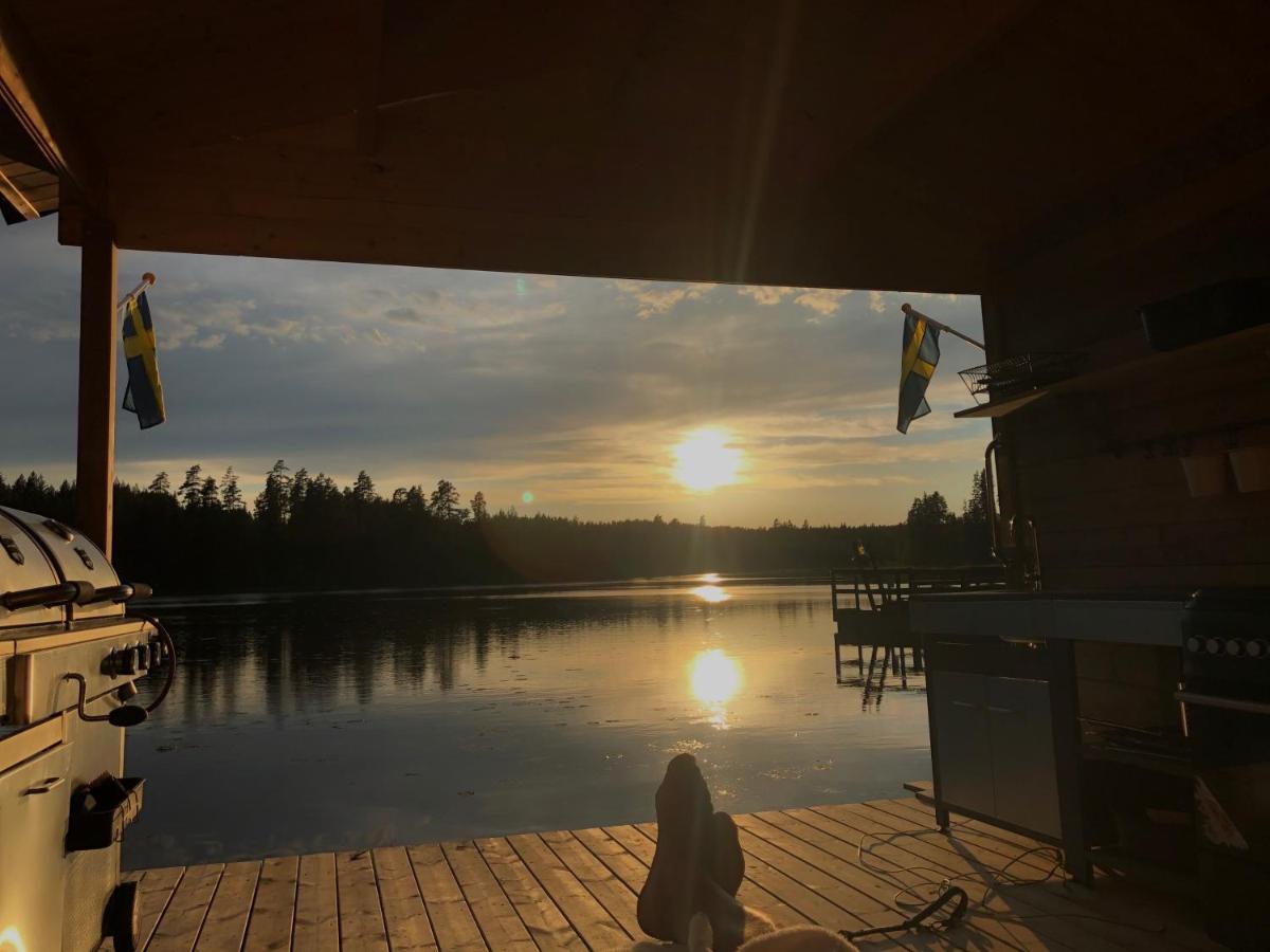 Rustika Strandstugor Utanfoer Raettvik エクステリア 写真