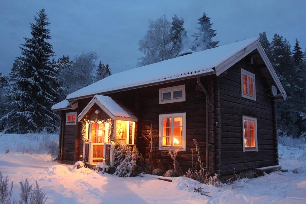 Rustika Strandstugor Utanfoer Raettvik エクステリア 写真