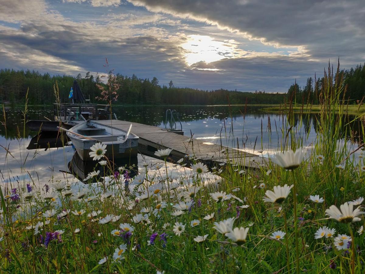 Rustika Strandstugor Utanfoer Raettvik エクステリア 写真